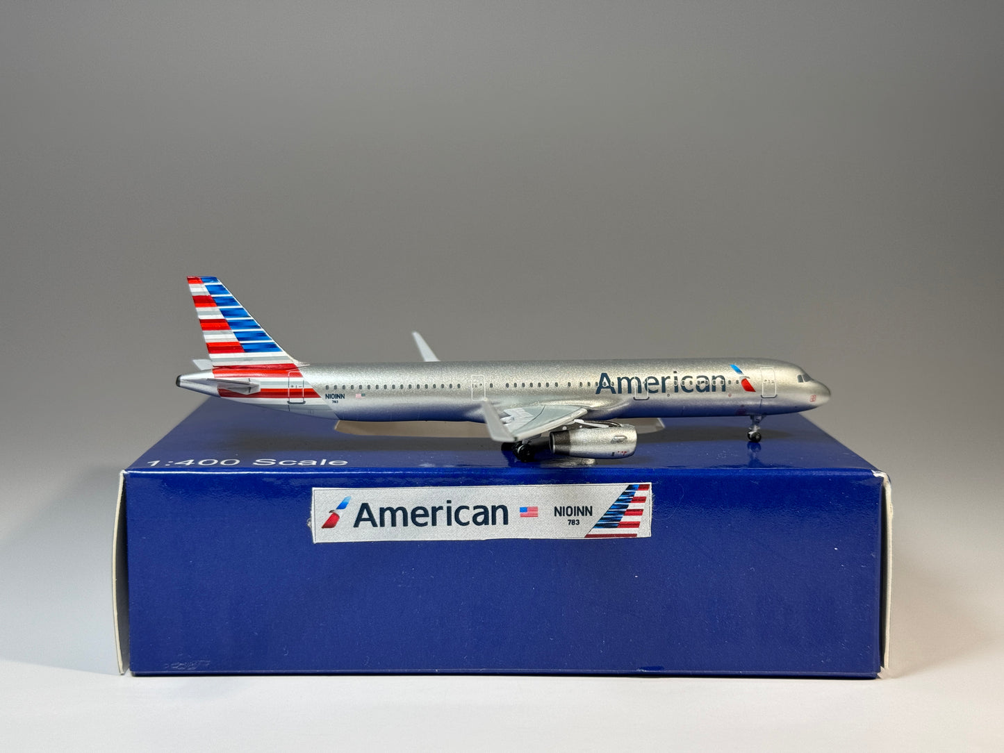 Aeroclassics 1:400 American Airlines Airbus A321-200 N101NN current colors ACN101NN