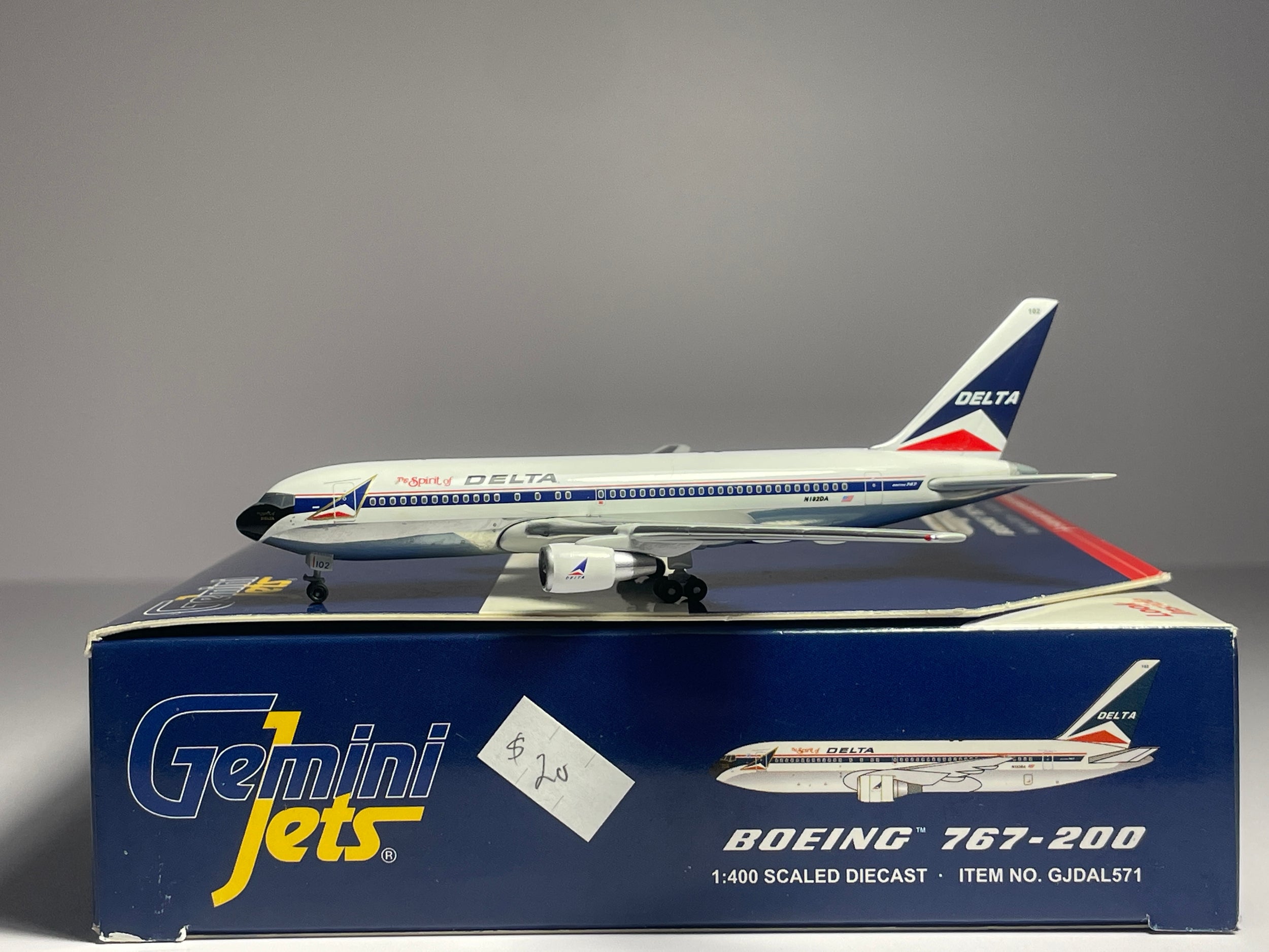 Gemini Jets 1:400 Delta Air Lines Boeing 767-200 N102DA Spirit of Delta GJDAL571