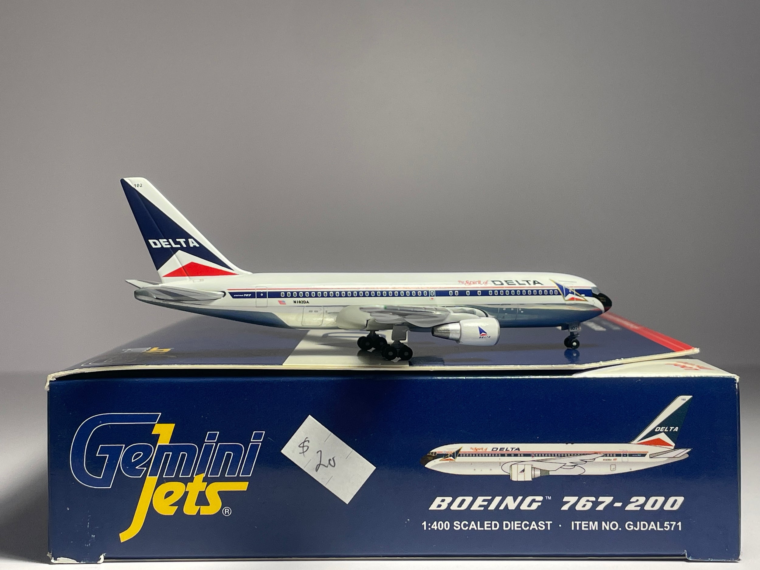 Gemini Jets 1:400 Delta Air Lines Boeing 767-200 N102DA Spirit of Delta GJDAL571
