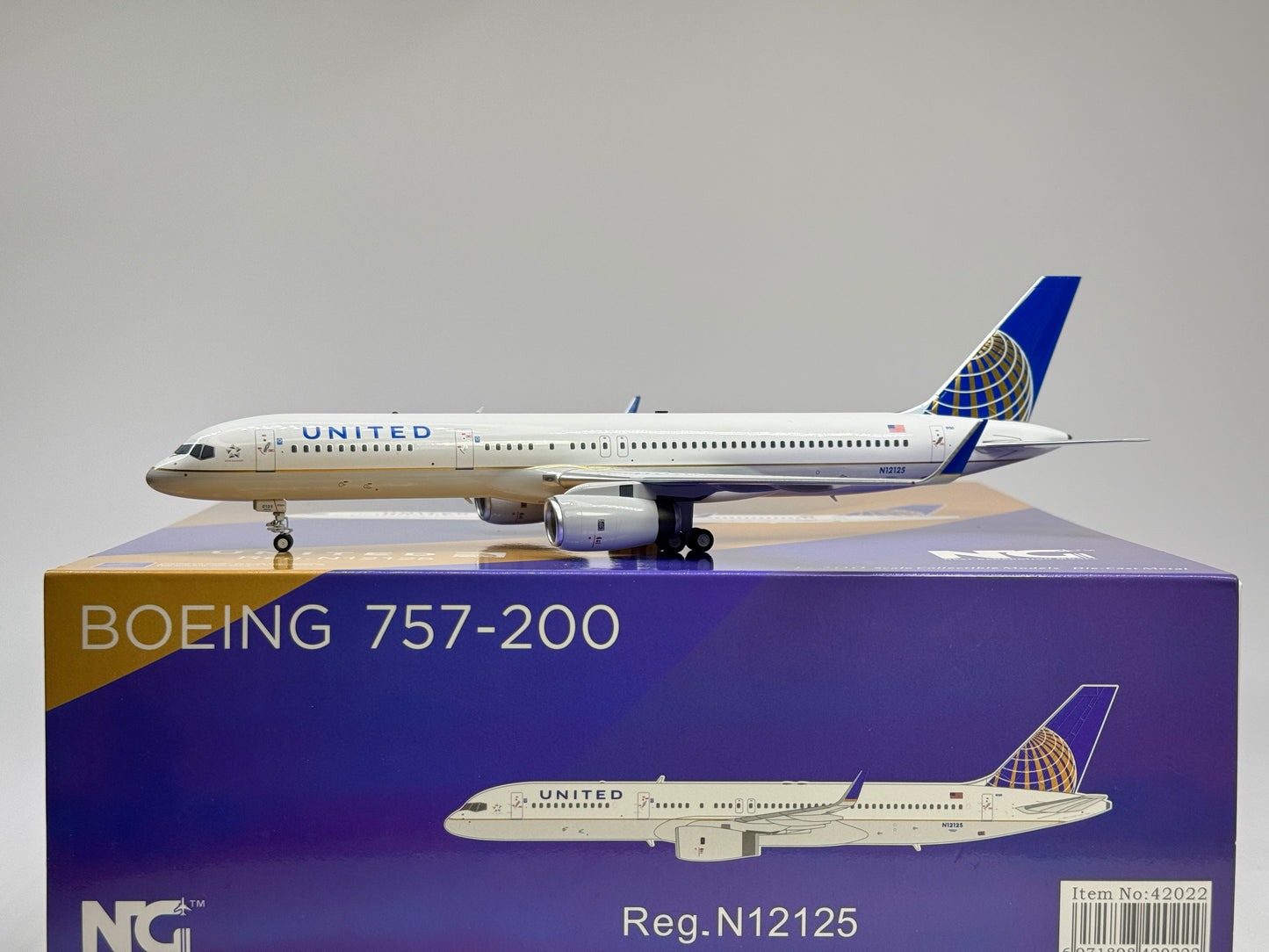 NG Models 1:200 United Airlines Boeing 757-200 N12125 Post-Merger NG42022
