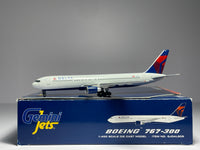 Gemini Jets 1:400 Delta Air Lines Boeing 767-300 N125DL SkyTeam GJDAL809