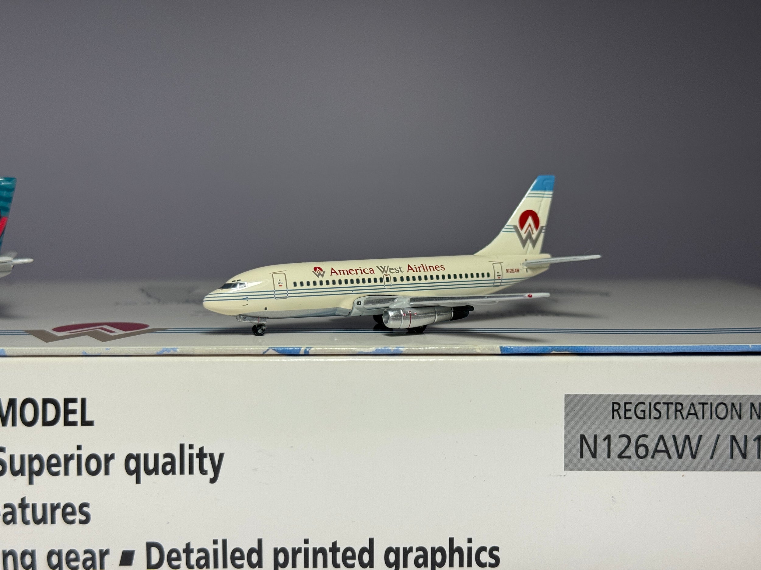 Gemini Jets 1:400 American West Airlines Boeing 737-200 N126AW & N189AW 2 Plane Set GJAWE542