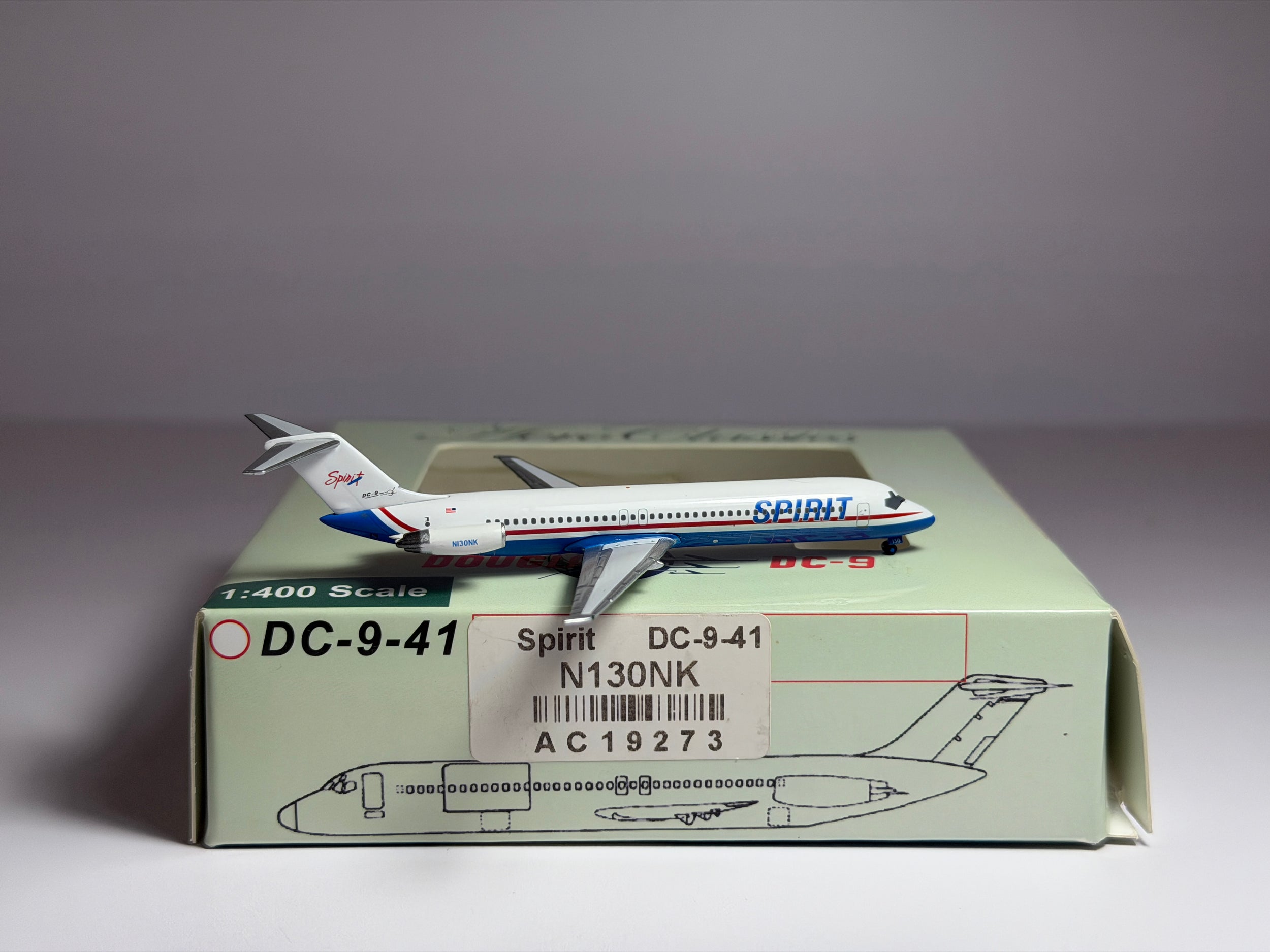 Spirit Airlines Douglas DC-9-40 1:400 Aeroclassics N130NK (AC19273)