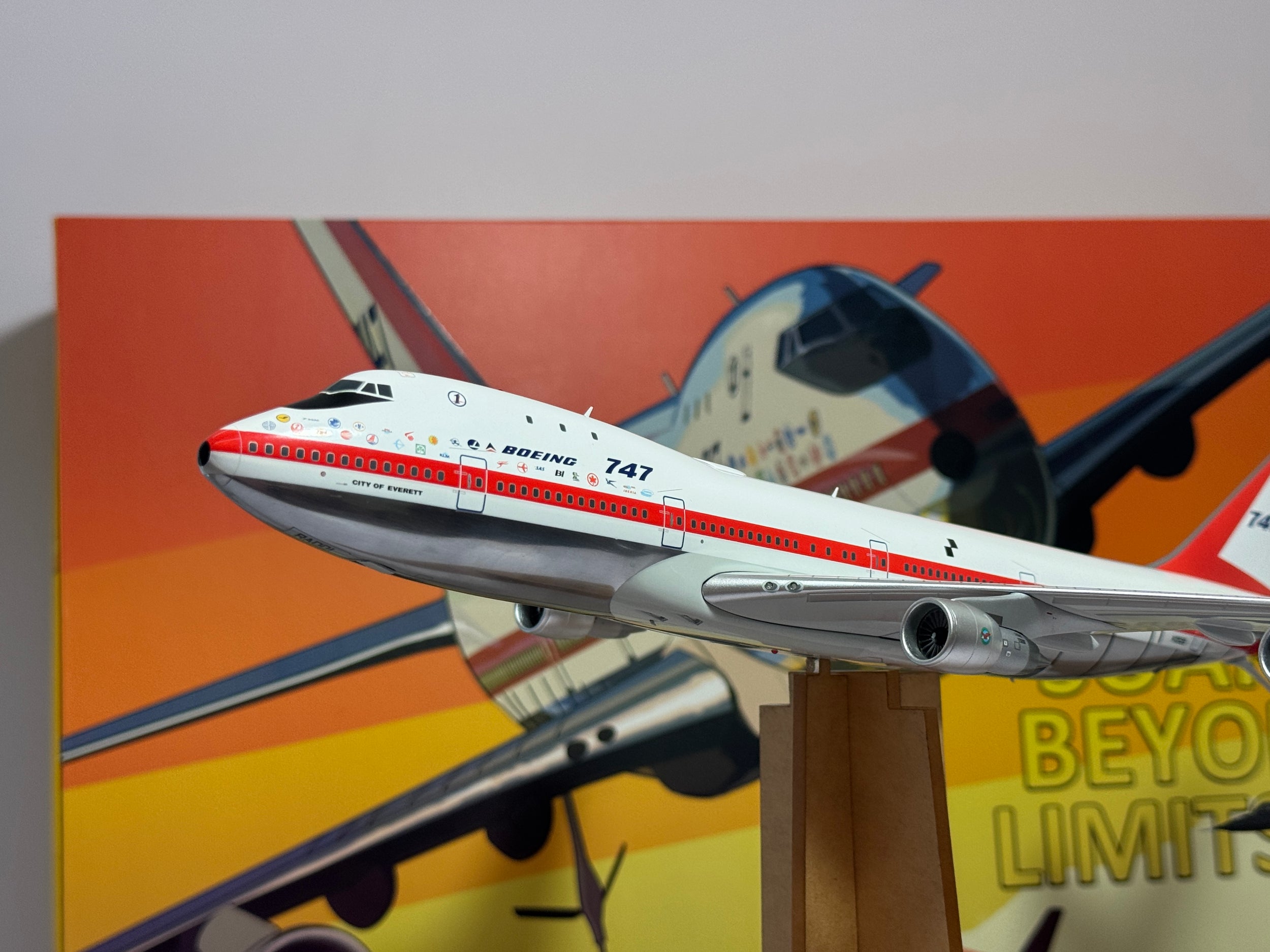 Patriot Model 1:200 Boeing KC-33 Tanker 747-100 N1352B Lockheed SR-71A Blackbird 61-7955 2x Plane Set PT-200-007