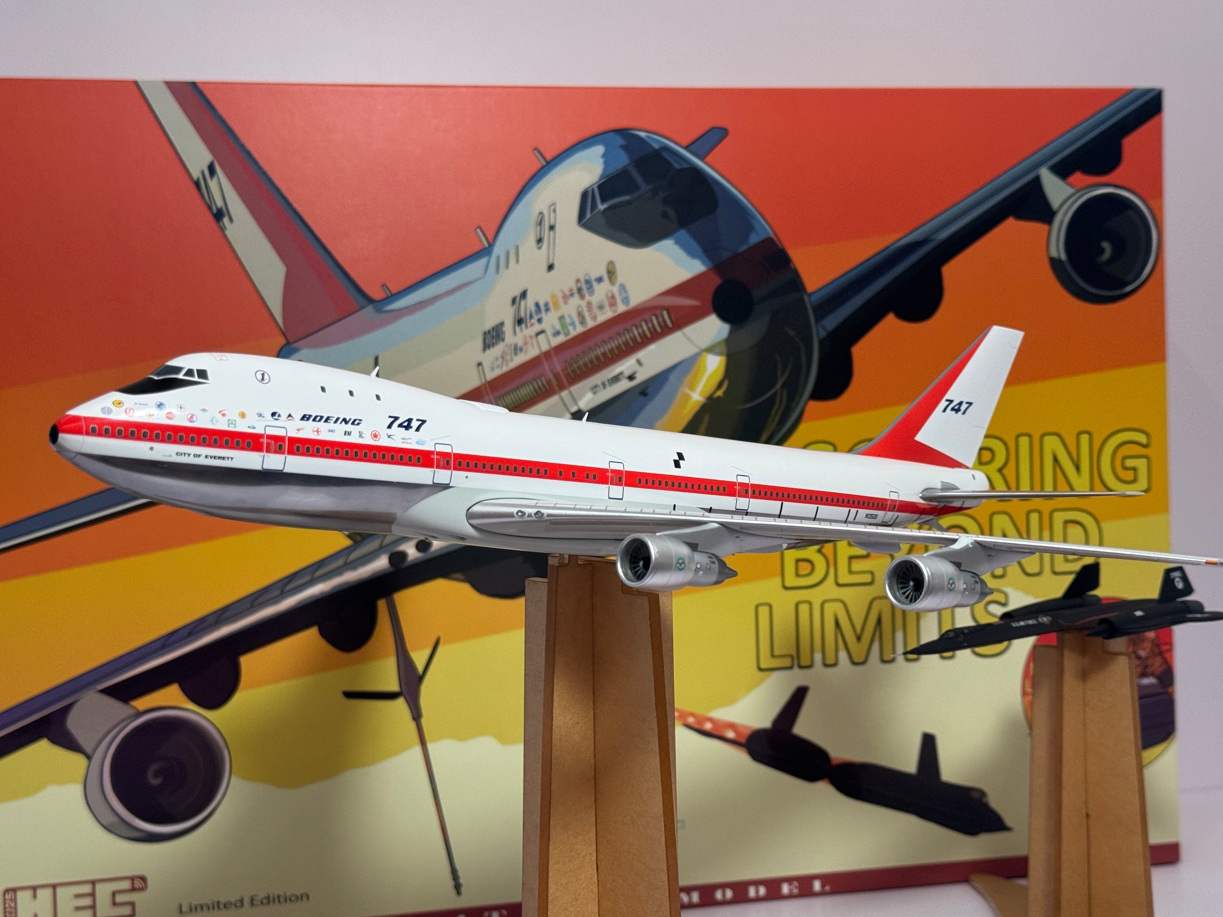 Patriot Model 1:200 Boeing KC-33 Tanker 747-100 N1352B Lockheed SR-71A Blackbird 61-7955 2x Plane Set PT-200-007