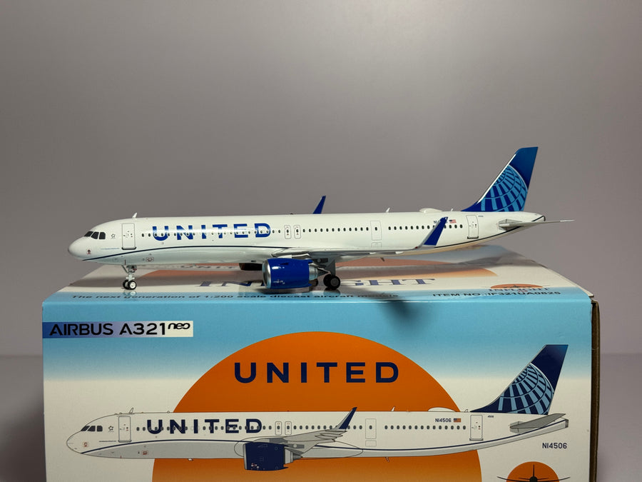 Inflight200 1:200 United Airlines Airbus A321neo N14506 Evo Blue IF321UA0825
