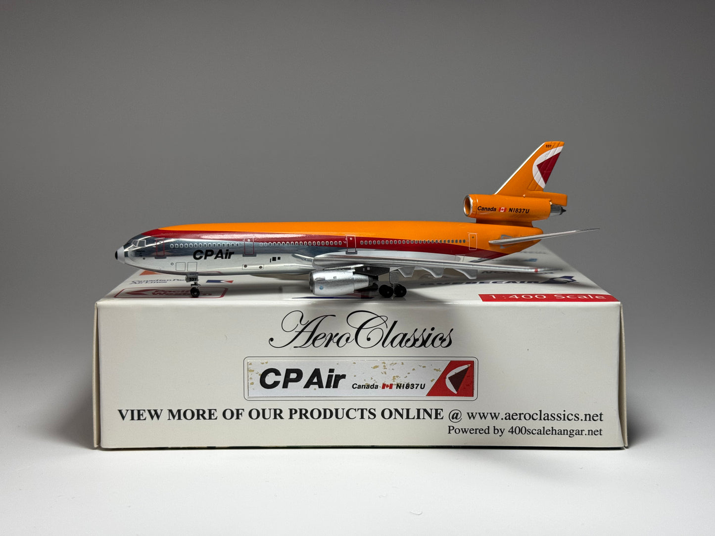 Aeroclassics 1:400 CP Air Douglas DC-10 N1837U Hangar Club HC-048