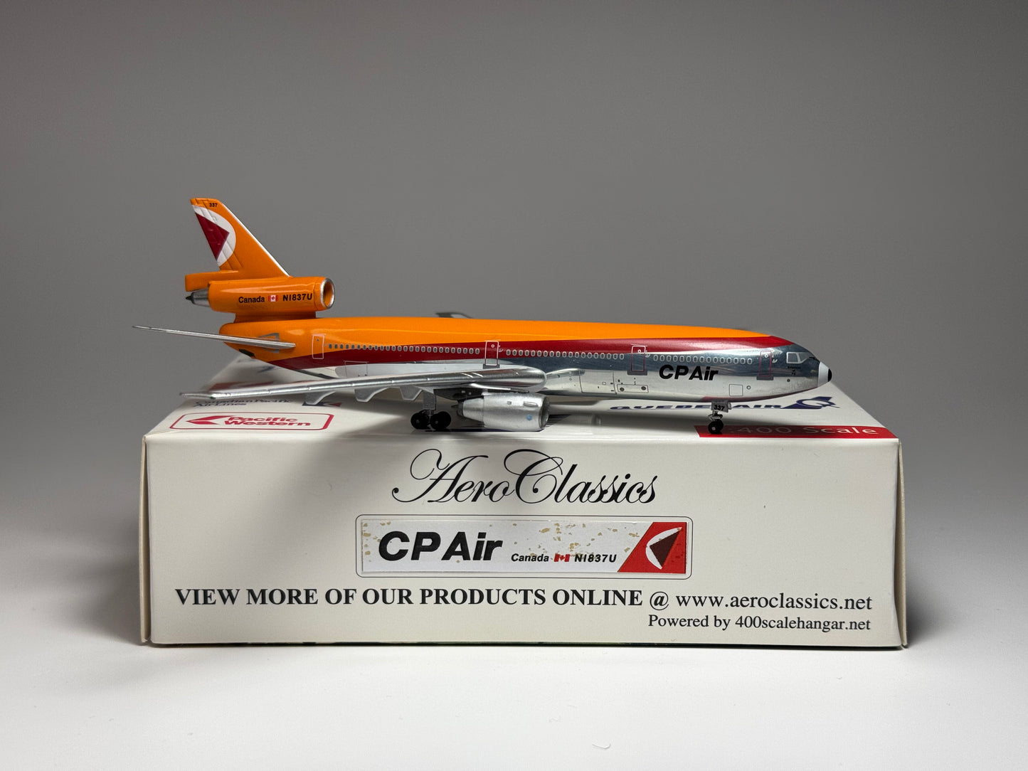 Aeroclassics 1:400 CP Air Douglas DC-10 N1837U Hangar Club HC-048