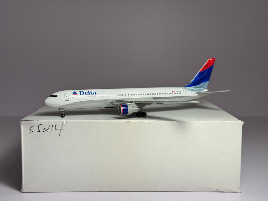 Dragon Wings 1:400 Delta Air Lines Boeing 767-300 N189DN 55214
