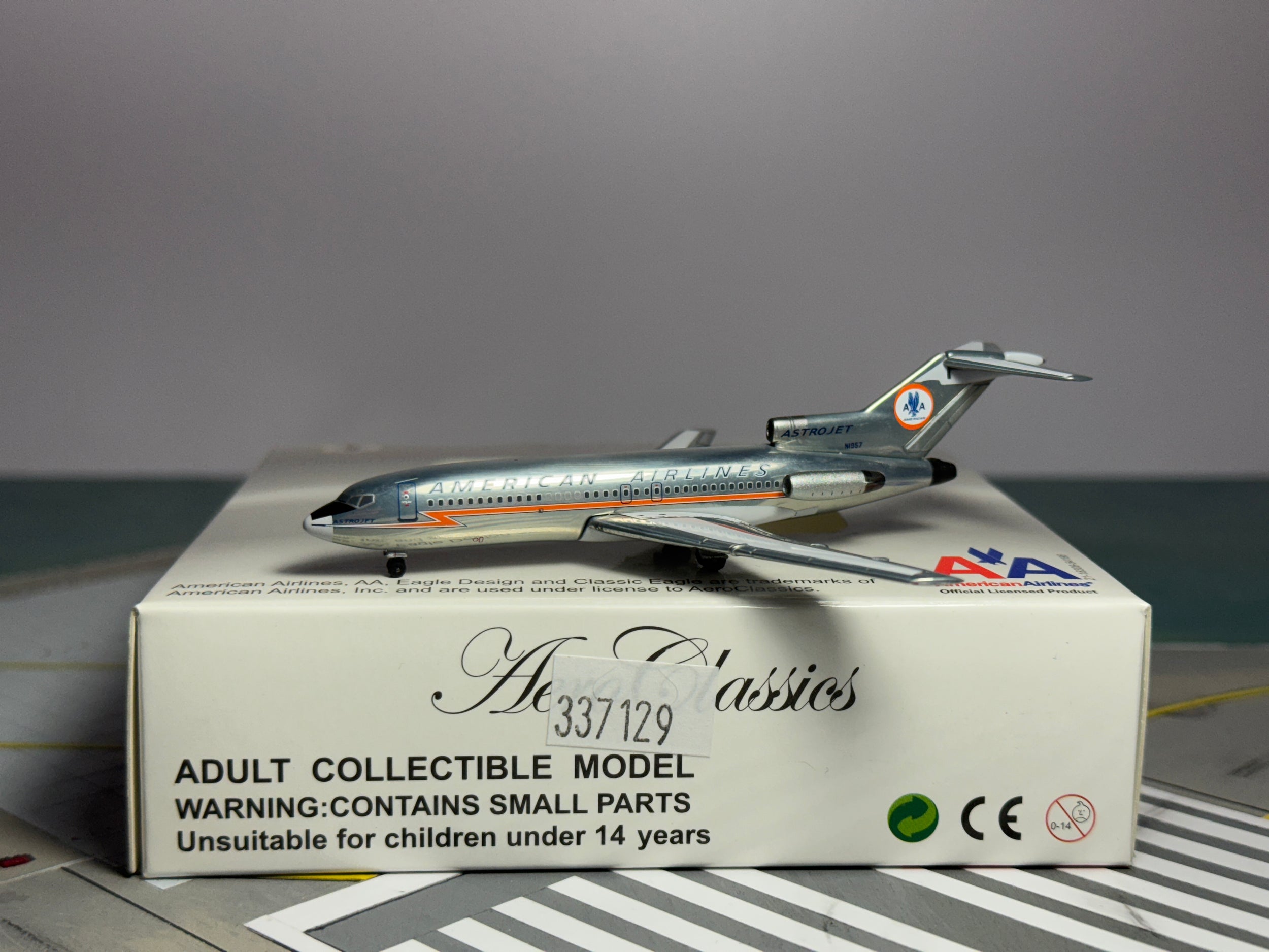 Aeroclassics 1:400 American Airlines Boeing 727-100 N1957 Astrojet ACN1957