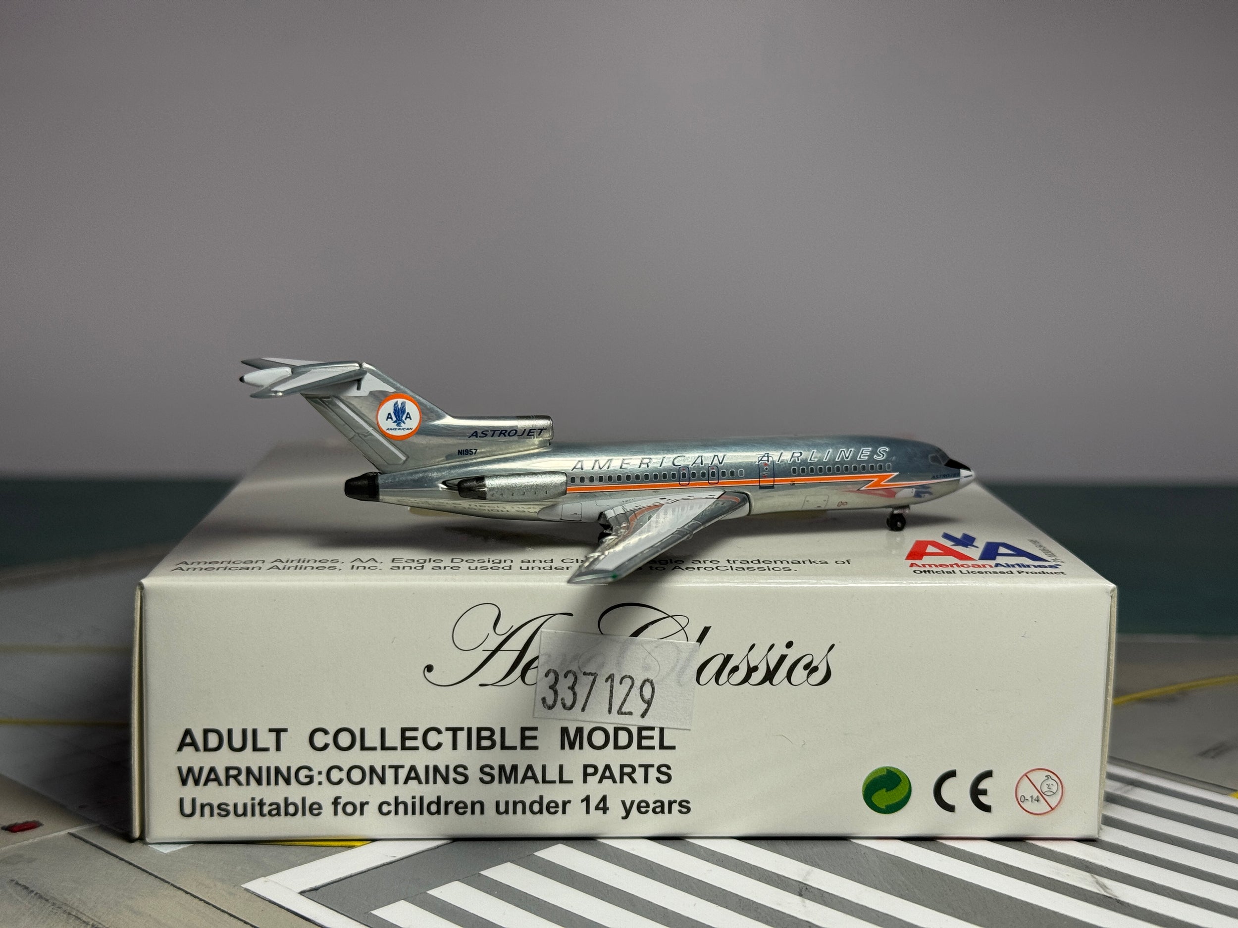 Aeroclassics 1:400 American Airlines Boeing 727-100 N1957 Astrojet ACN1957