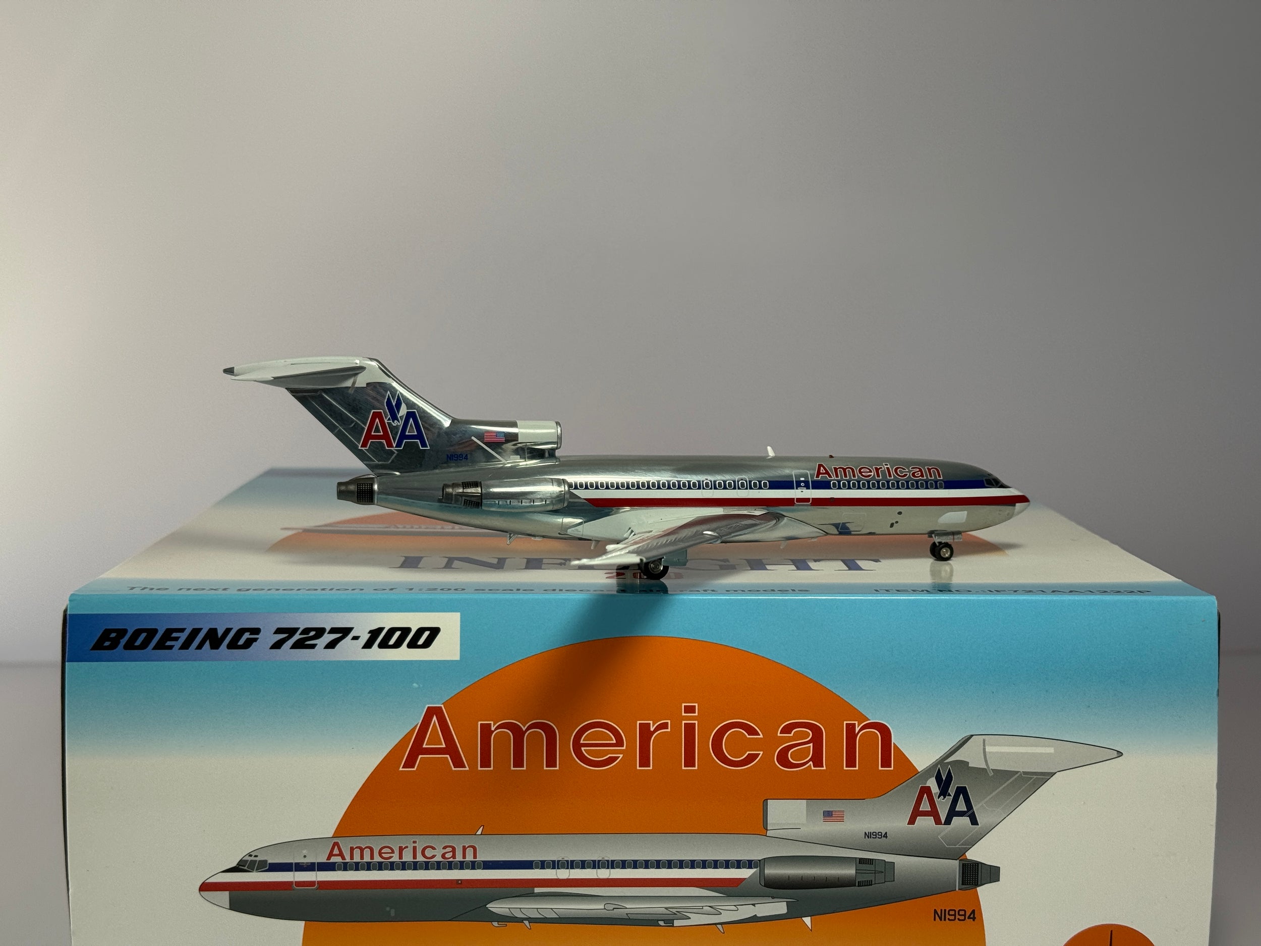Inflight 1:200 American Airlines Boeing 727-100 N1994 polished IF721AA1222P