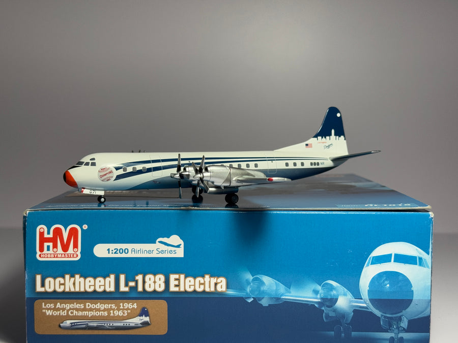 Hobby Master 1:200 Los Angeles Dodgers Lockheed L-188 Electra N1R Champions HL1015