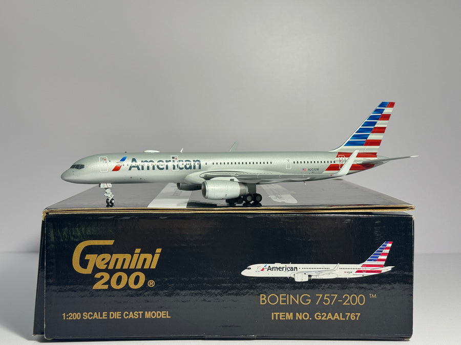 Gemini Jets 1:200 American Airlines Boeing 757-200 N203UW new colors G2AAL767