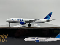 Gemini Jets 1:200 United Airlines Boeing 777-200 N210UA Evo Blue G2UAL910