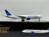 Gemini Jets 1:200 United Airlines Boeing 777-200 N210UA Evo Blue G2UAL910