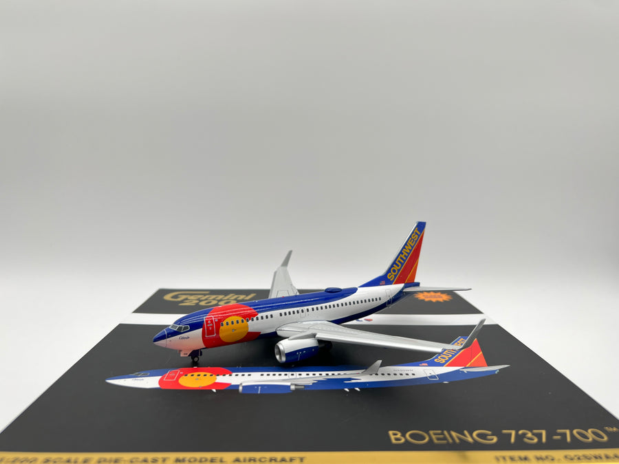 Gemini Jets 1:200 Southwest Airlines Boeing 737-700 N230WN Colorado One G2SWA460