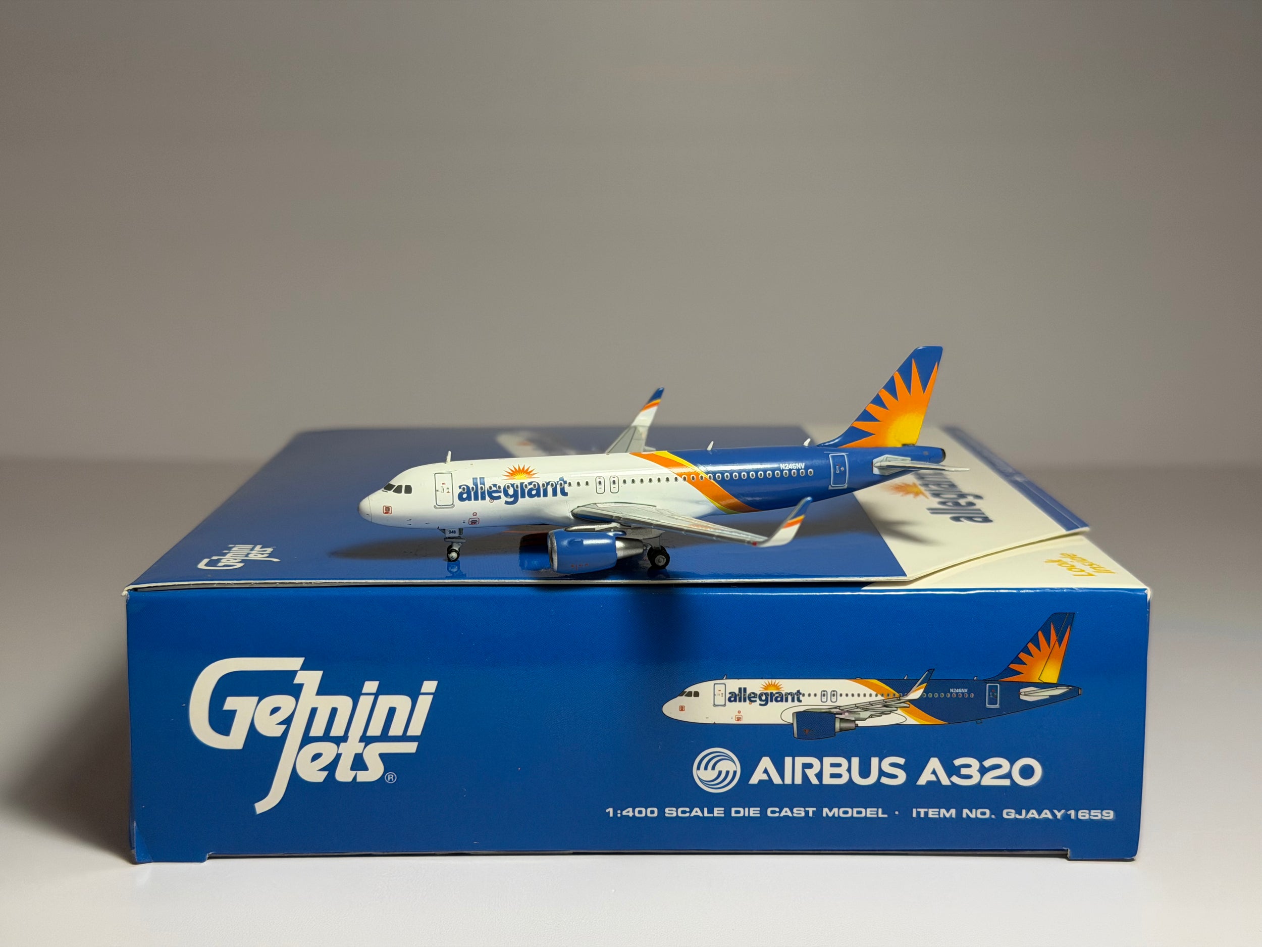 Gemini Jets 1:400 Allegiant Air Airbus A319 present colors GJAAY1658