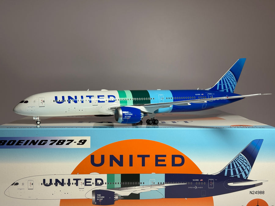 Inflight 1:200 United Boeing 787-900 N24988 SAF livery IF789UA0125