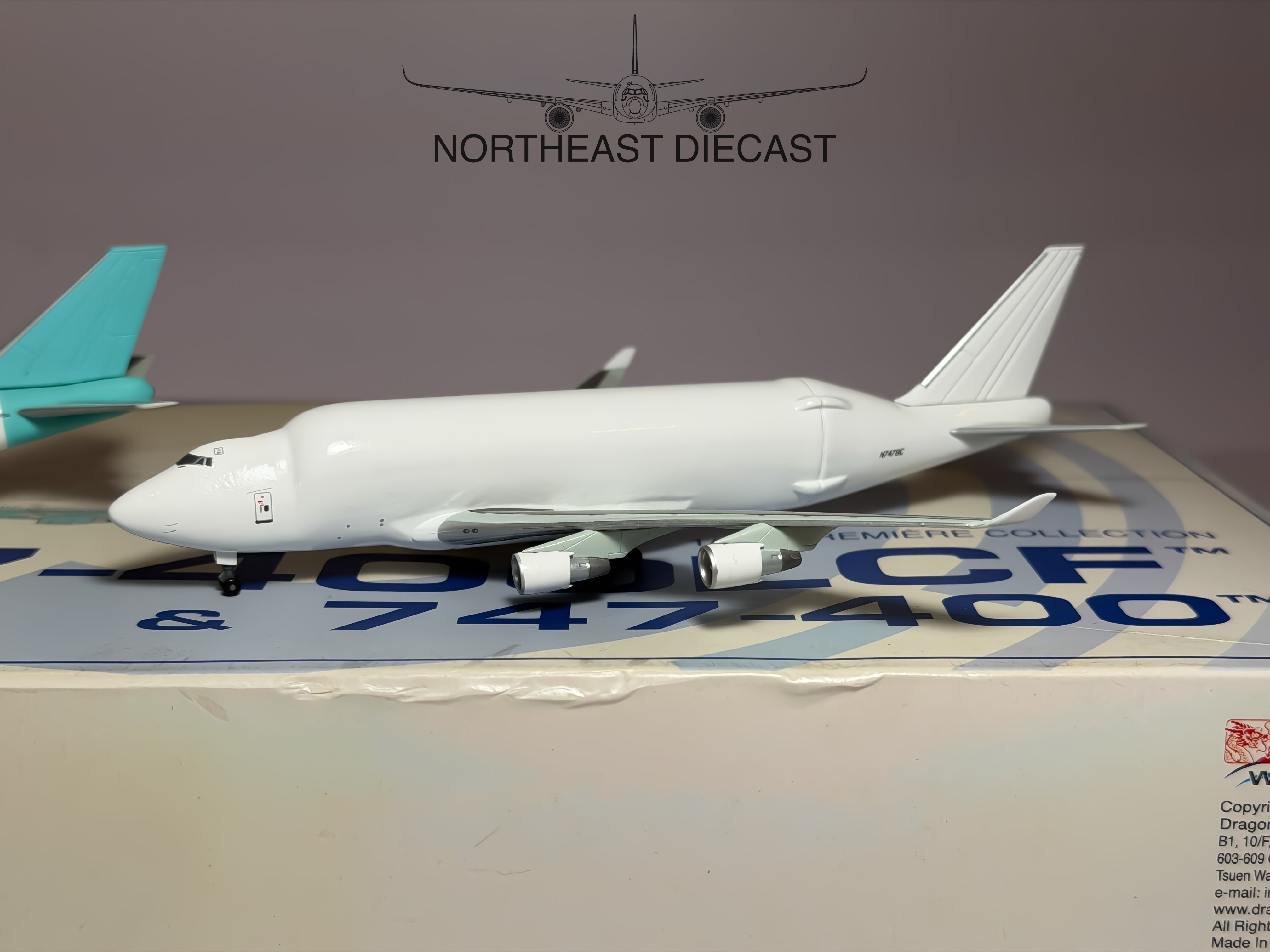 Boeing House Boeing 747-400LCF & 747-400 1:400 Dragon Wings N747BC & N249BA (55439)