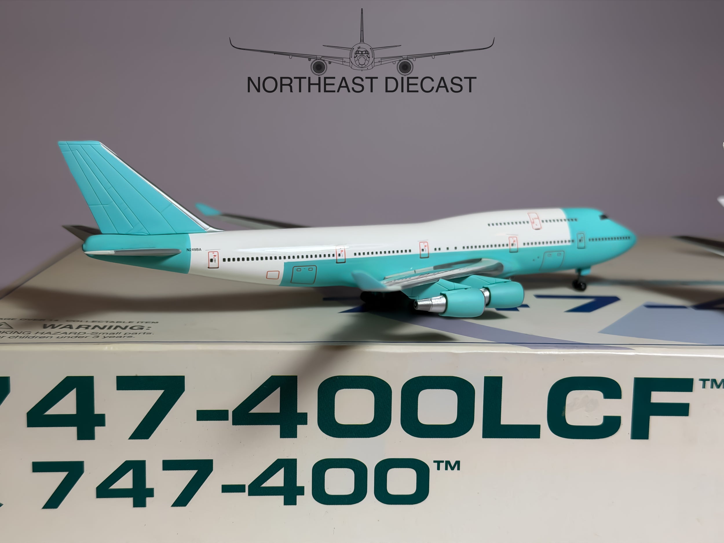 Boeing House Boeing 747-400LCF & 747-400 1:400 Dragon Wings N747BC & N249BA (55439)