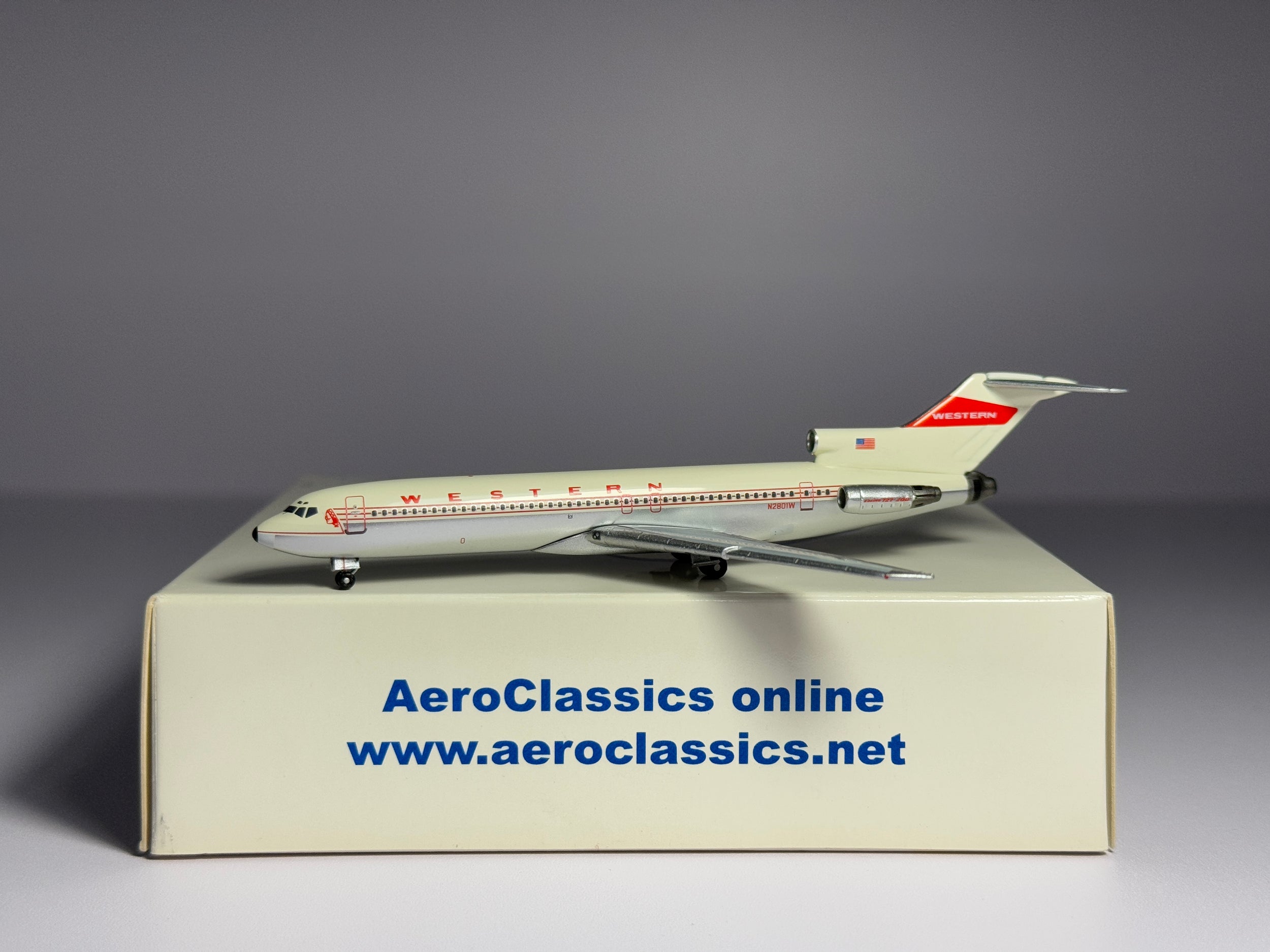 Aeroclassics 1:400 Western Airlines Boeing 727-200 N2801W ACWAL012