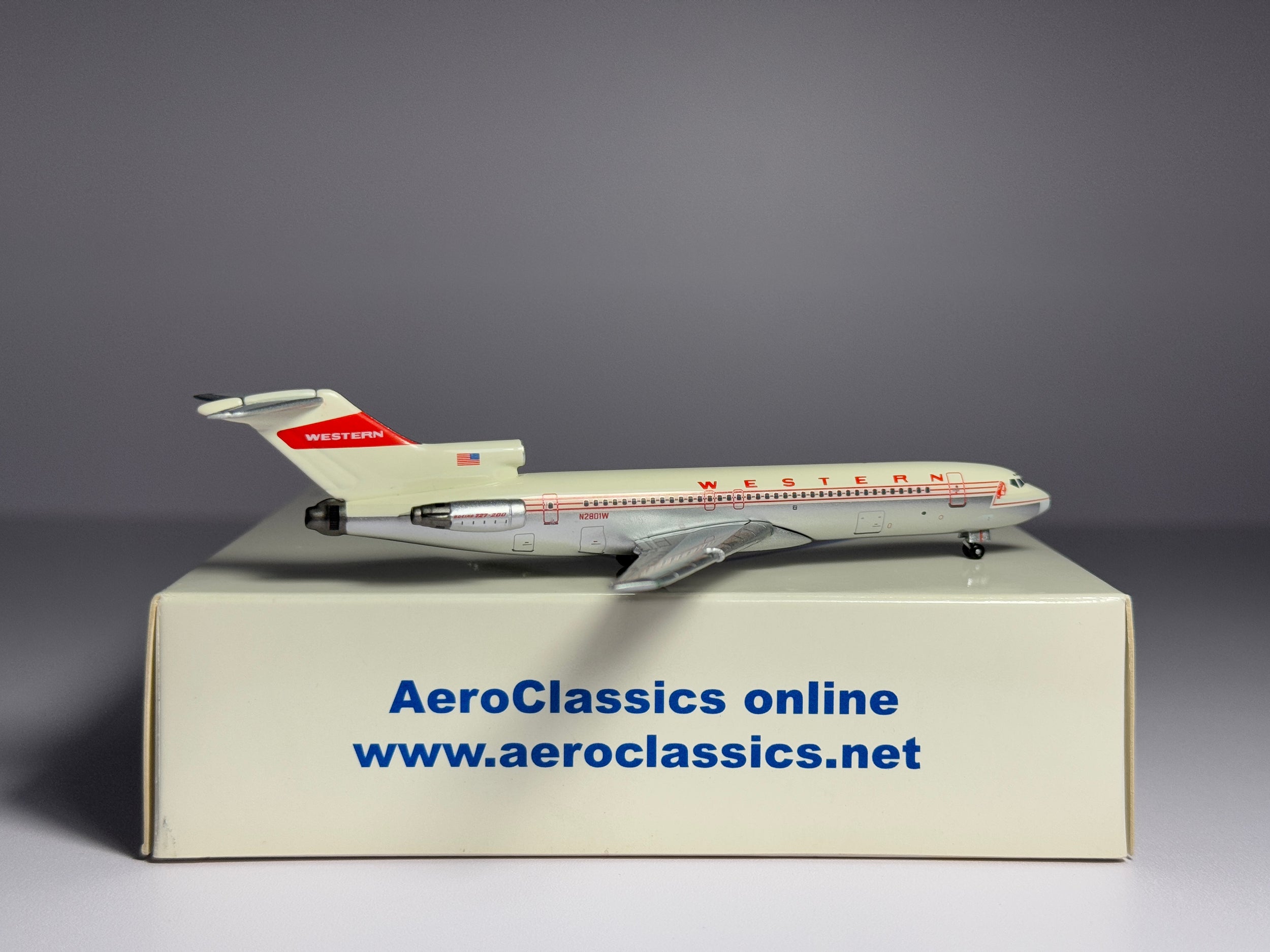 Aeroclassics 1:400 Western Airlines Boeing 727-200 N2801W ACWAL012