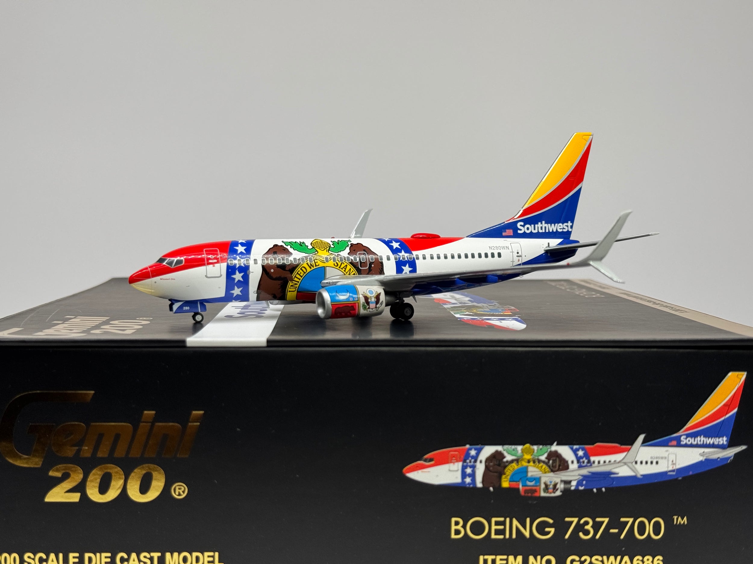Gemini Jets 1:200 Southwest Airlines Boeing 737-700 N280WN Missouri One G2SWA686