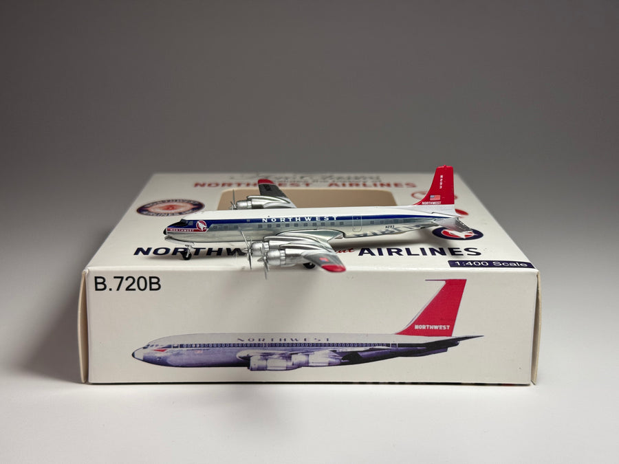 Aeroclassics 1:400 Northwest Douglas DC-7 N293 ACN293