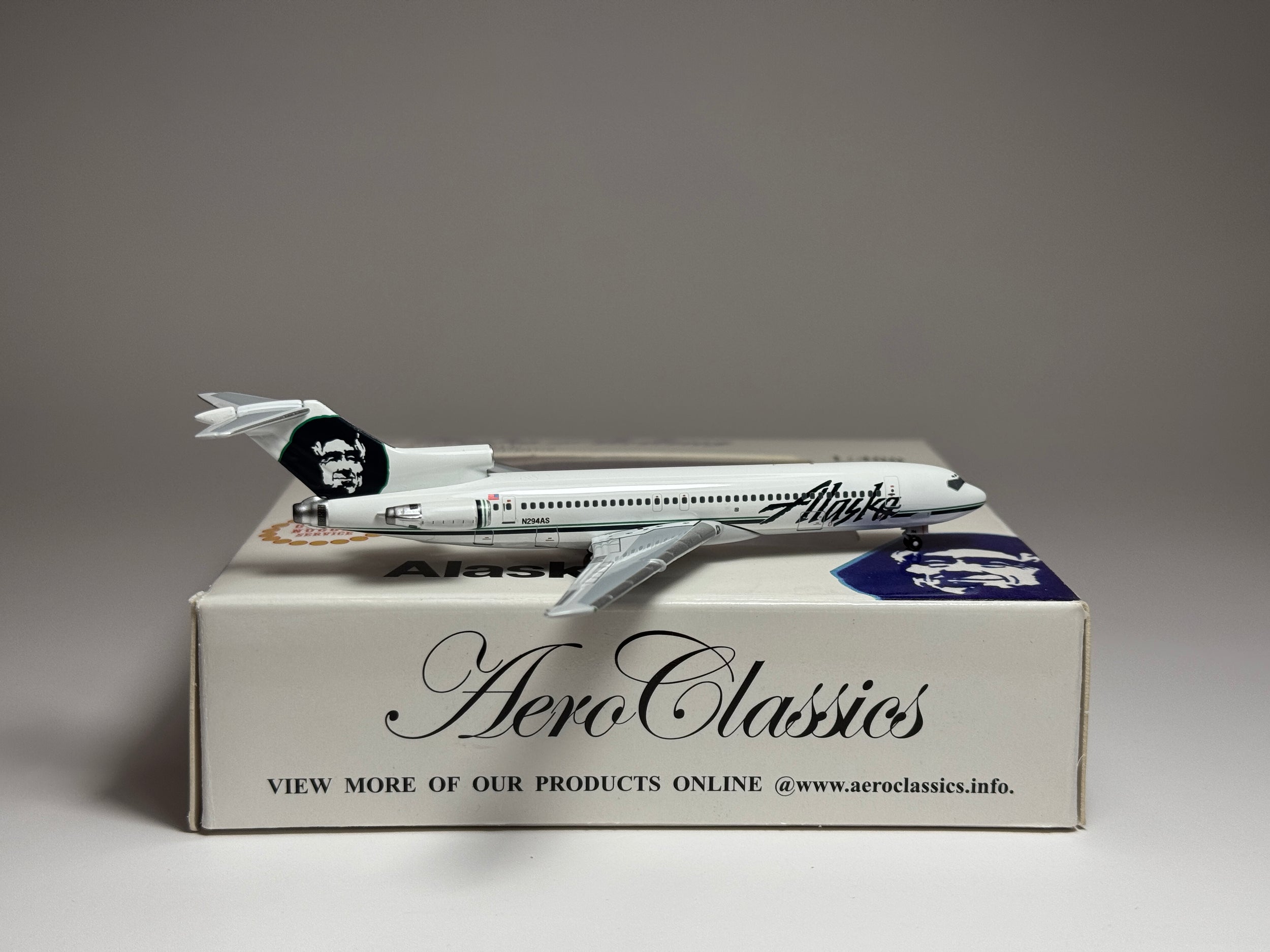 Aeroclassics 1:400 Alaska Airlines Boeing 727-200 N294AS Icicles livery AC18155