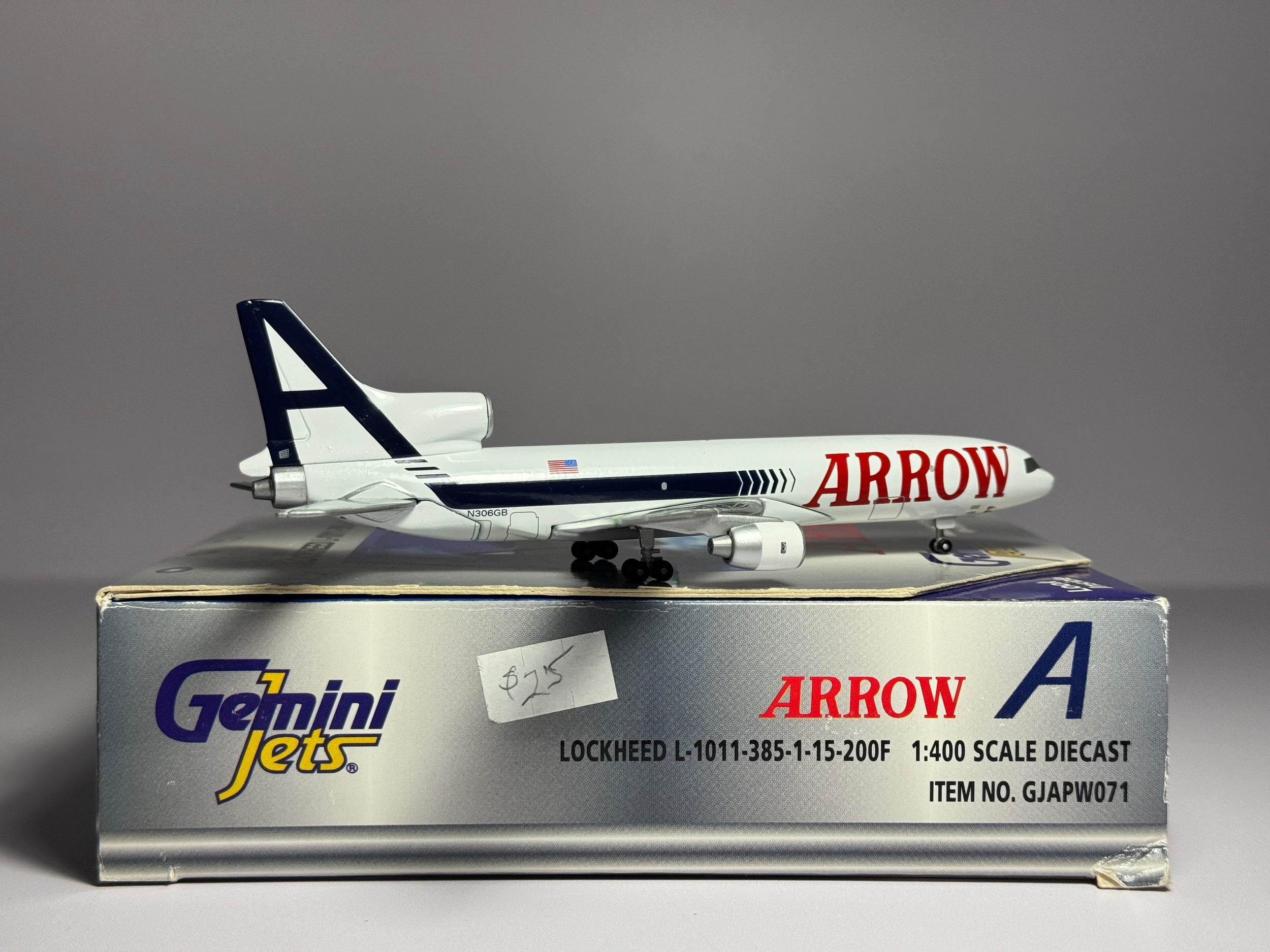 Gemini Jets 1:400 Arrow Air Lockheed L-1011-200F N306GB Tristar GJAPW071