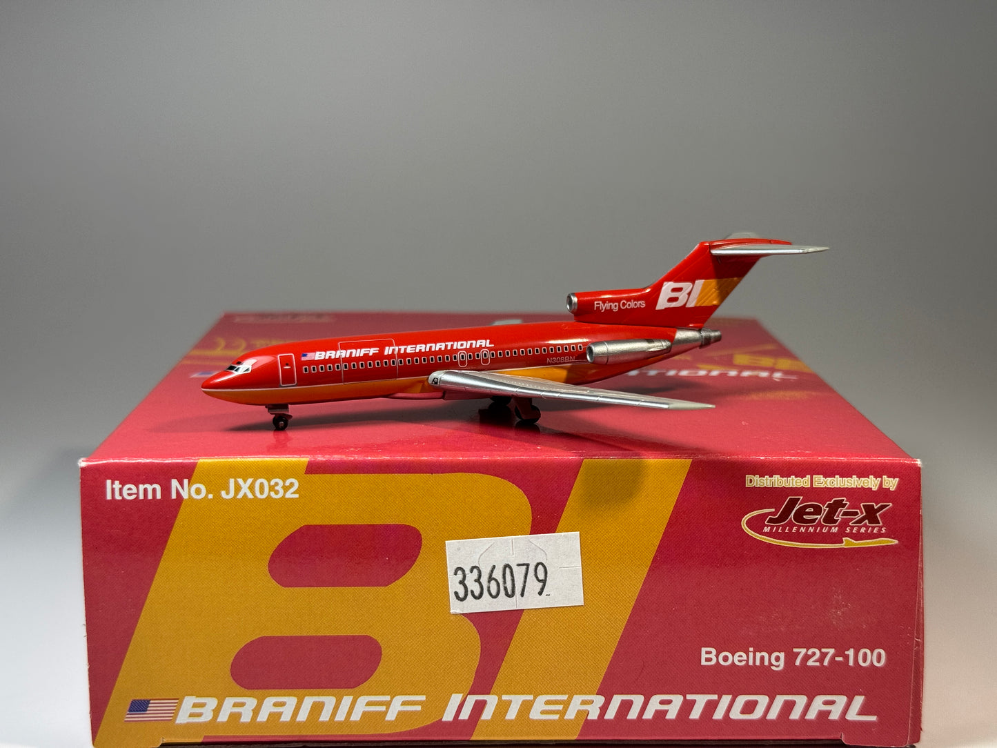 Jet-X 1:400 Braniff International Boeing 727-200 N308BN Red Flying Colors JX032