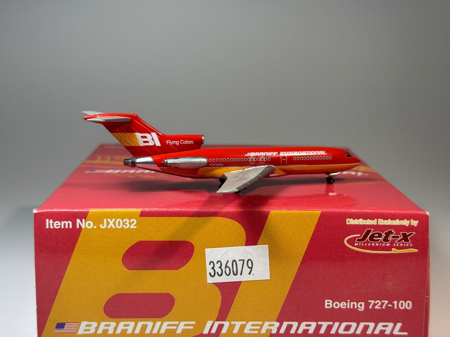 Jet-X 1:400 Braniff International Boeing 727-200 N308BN Red Flying Colors JX032