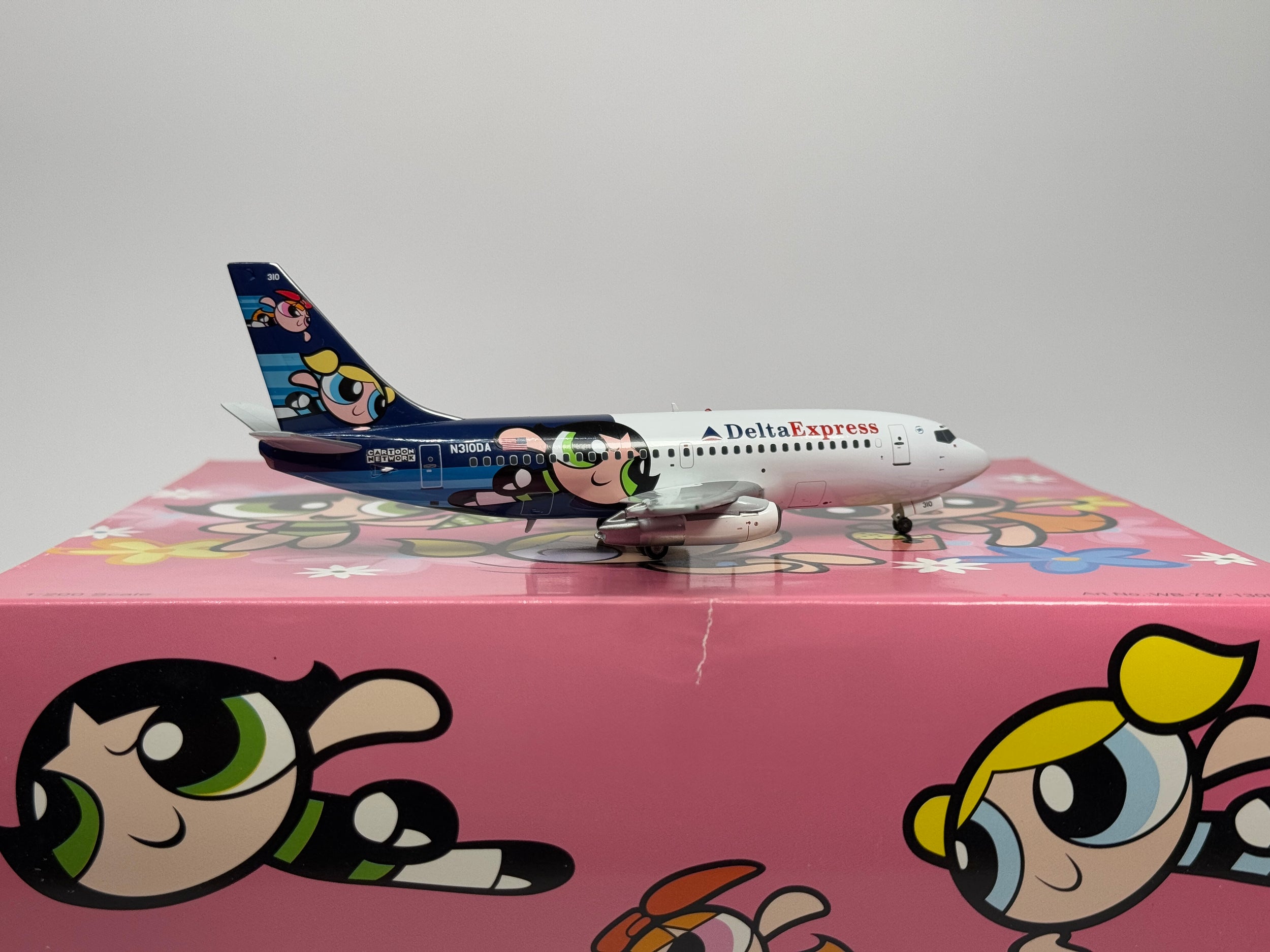 Inflight200 1:200 Delta Air Lines Boeing 737-200 N310DA Power Puff WB737130DA