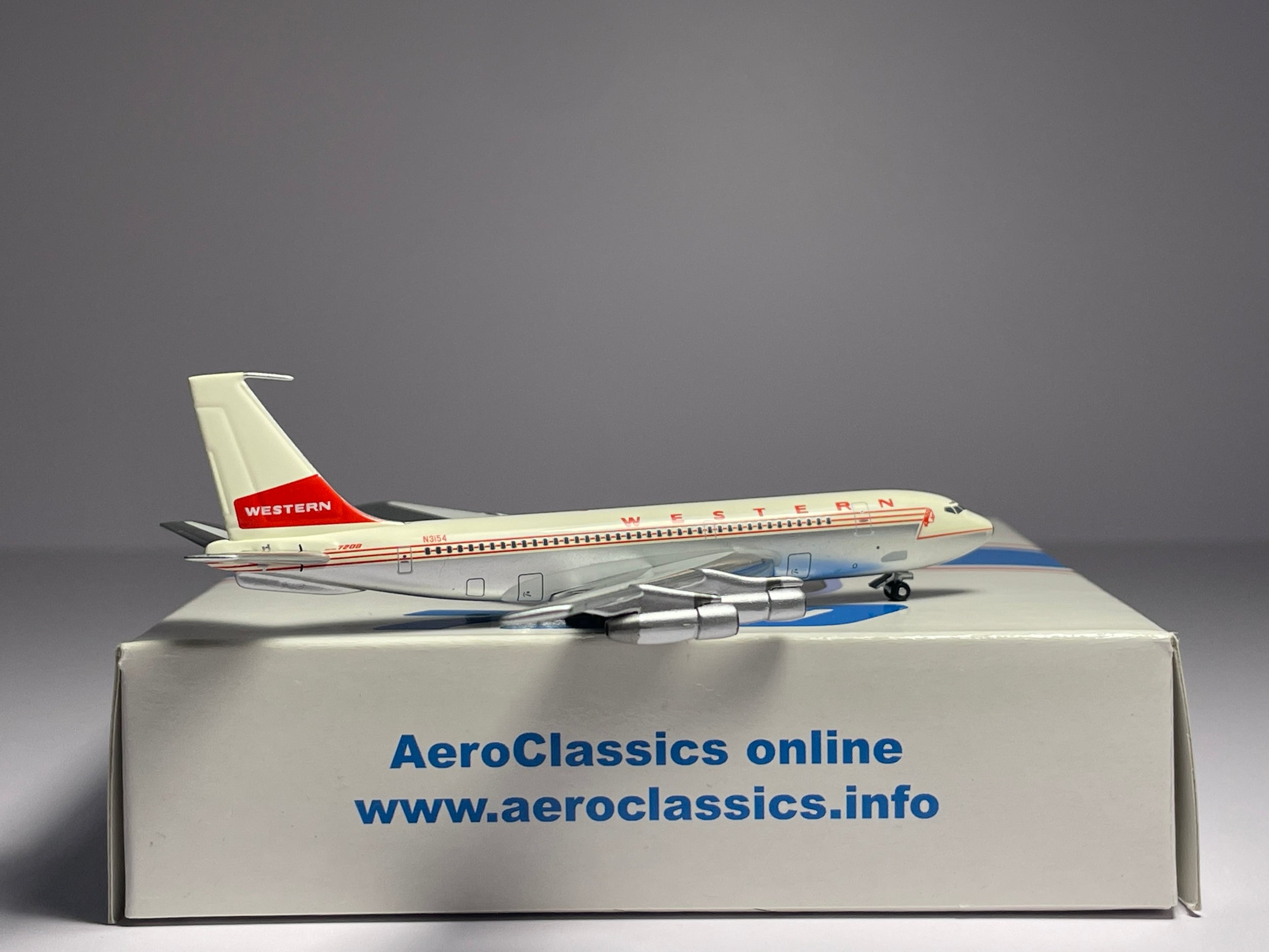 Aeroclassics 1:400 Western Airlines Boeing 720B N3154 delivery scheme ACWAL063