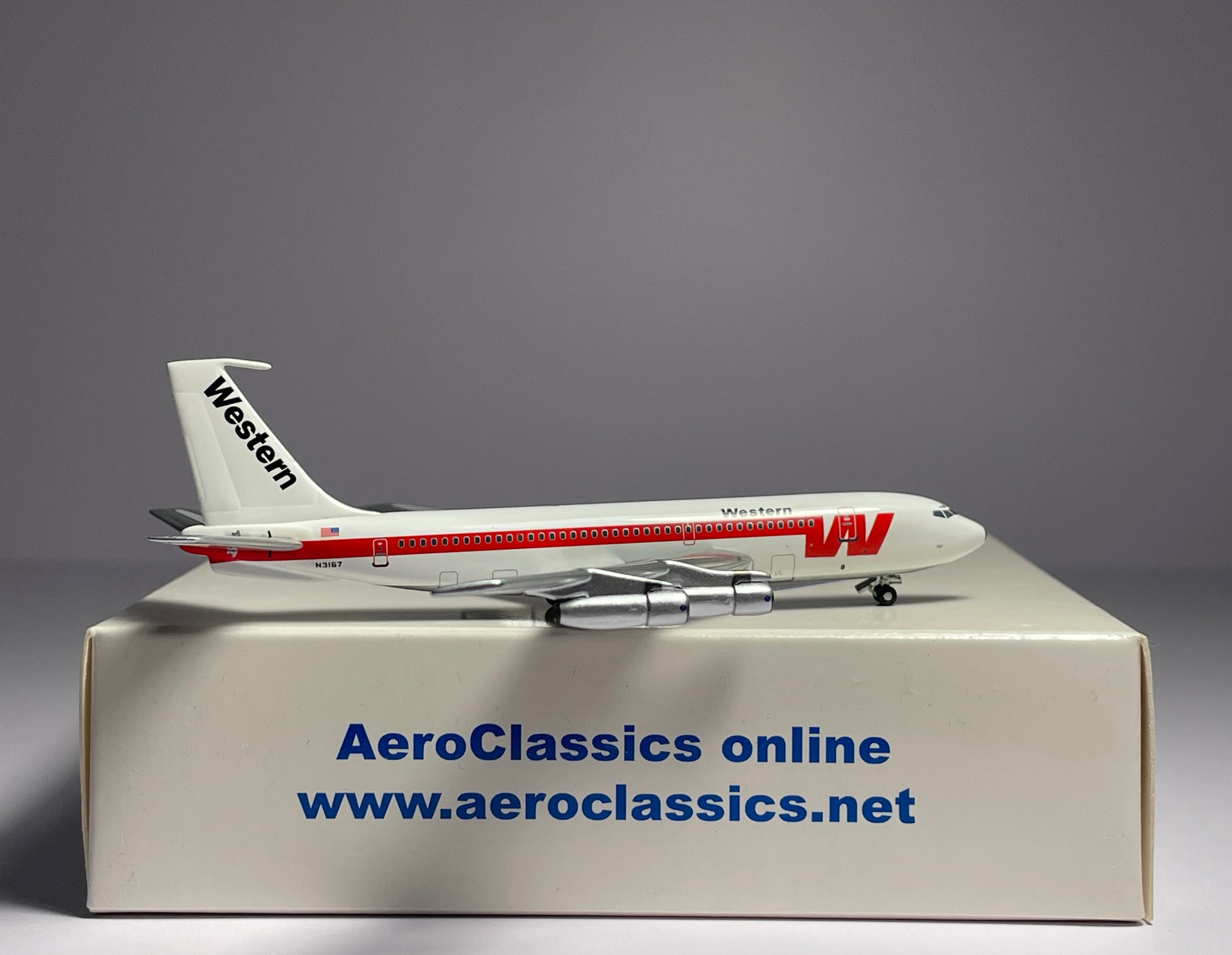 Aeroclassics 1:400 Western Airlines Boeing 720B N3167 Widget ACN3167