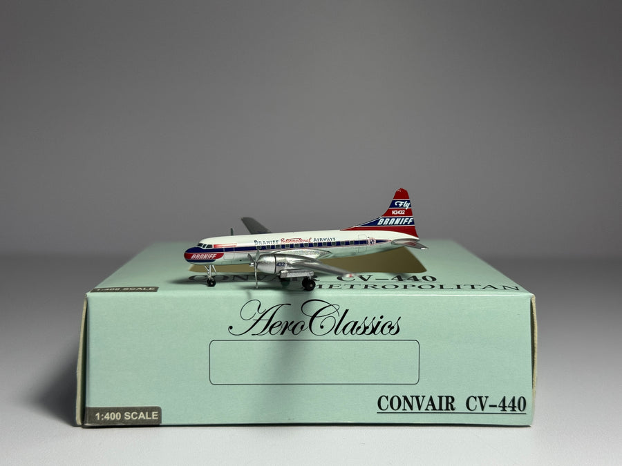 Aeroclassics 1:400 Braniff Convair CV-440 N3432 El Dorado ACN3432