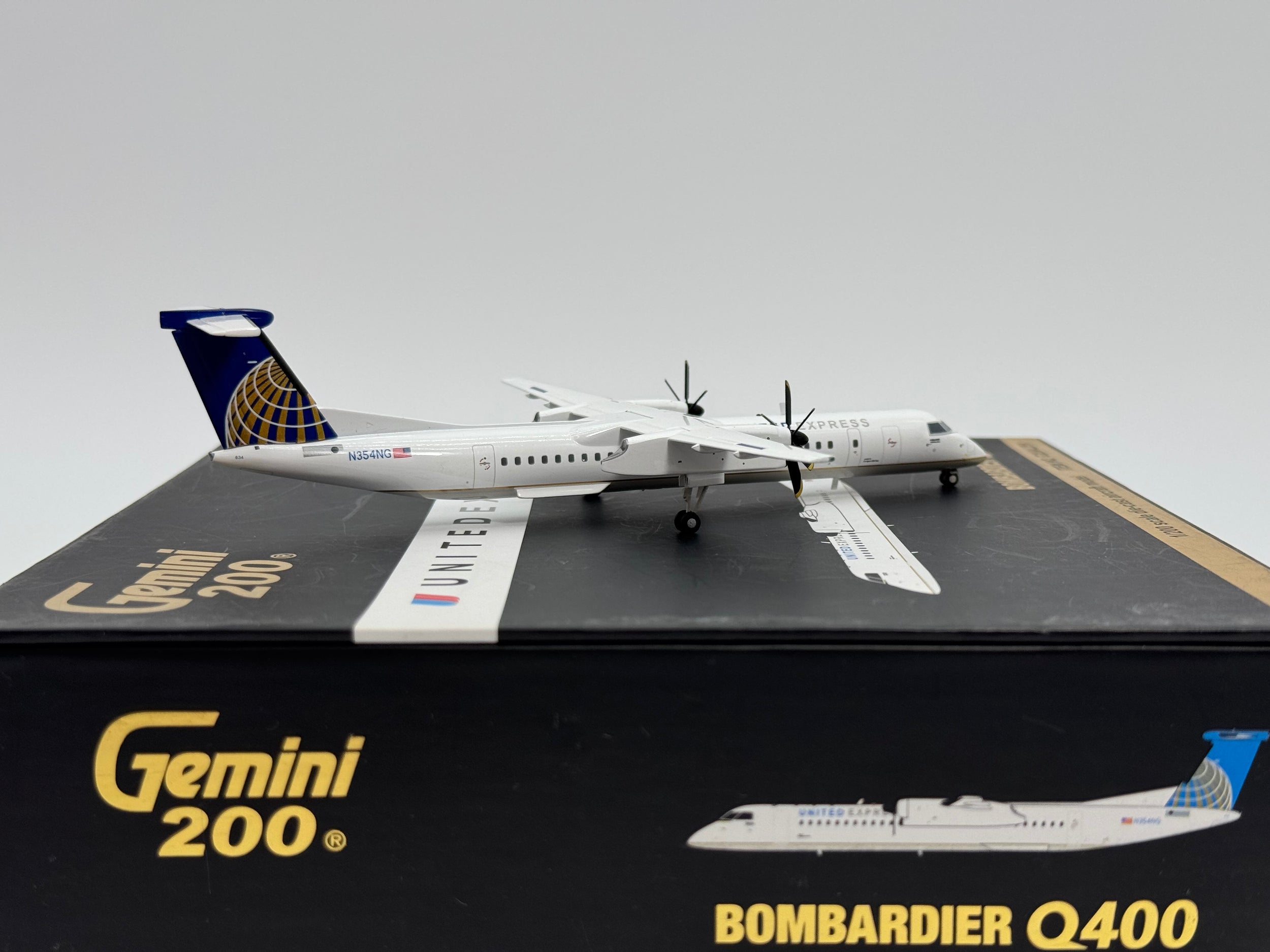 Gemini Jets 1:200 United Express Bombardier Q400 N354NG Colgan Air G2UAL251 2011
