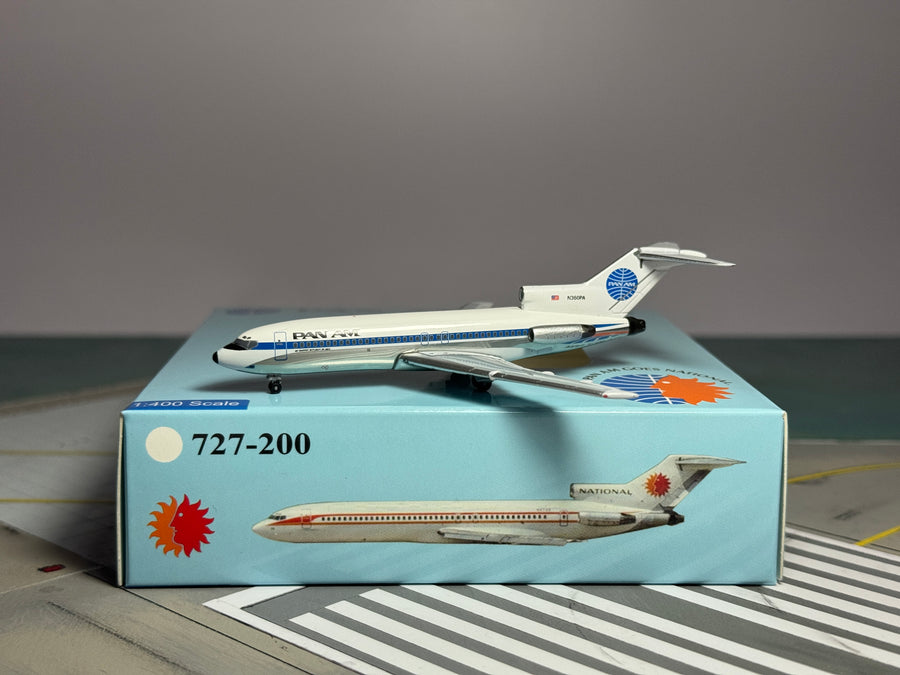 Aeroclassics 1:400 Pan American Boeing 727-100 N360PA Clipper Berliner Weisse ACN360PA