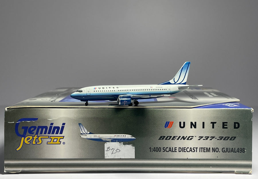 Gemini Jets 1:400 United Airlines Boeing 737-300 N366UA Tulip GJUAL498