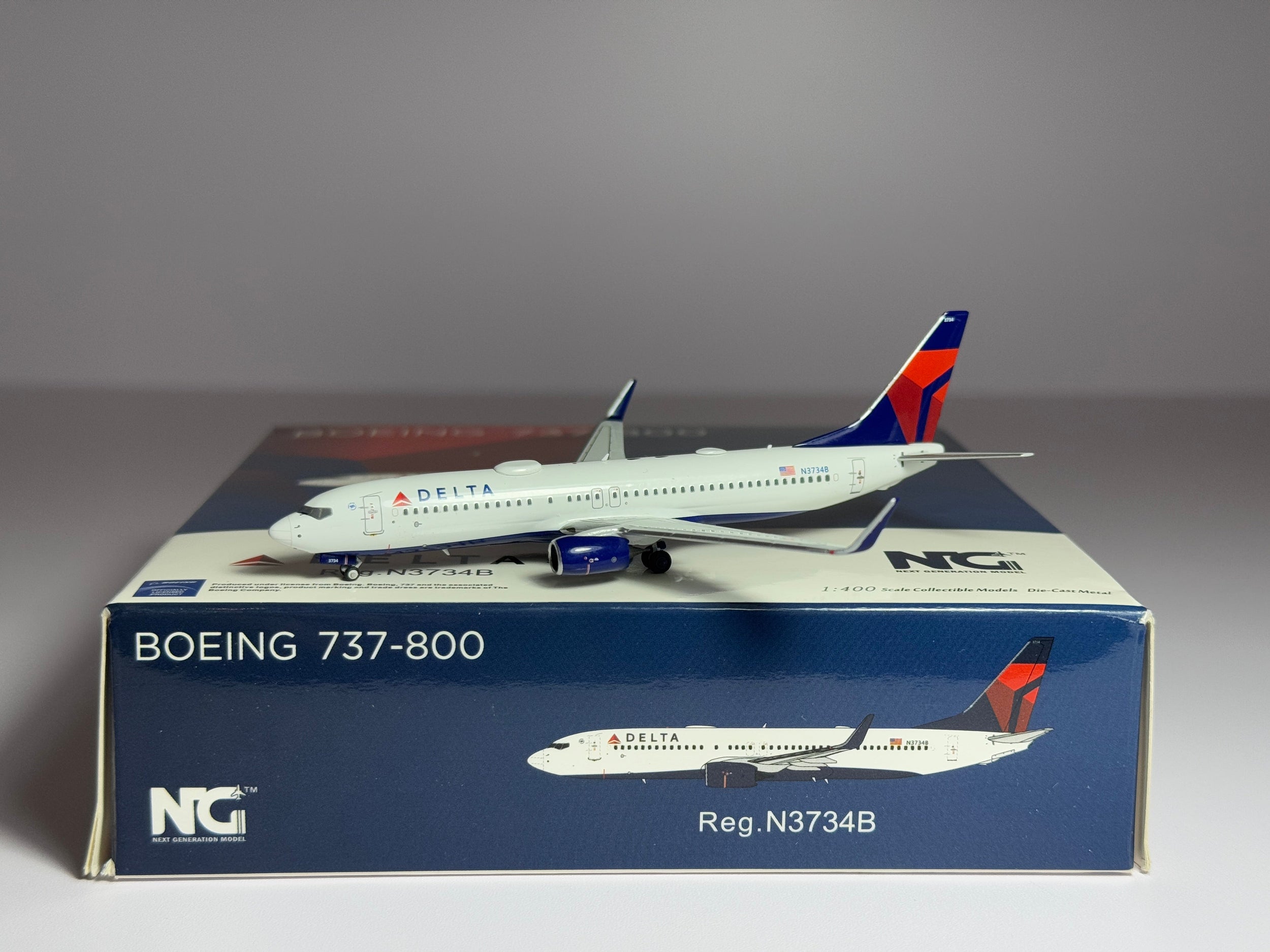 NG Models 1:400 Delta Air Lines Boeing 737-800 N3734B 58085