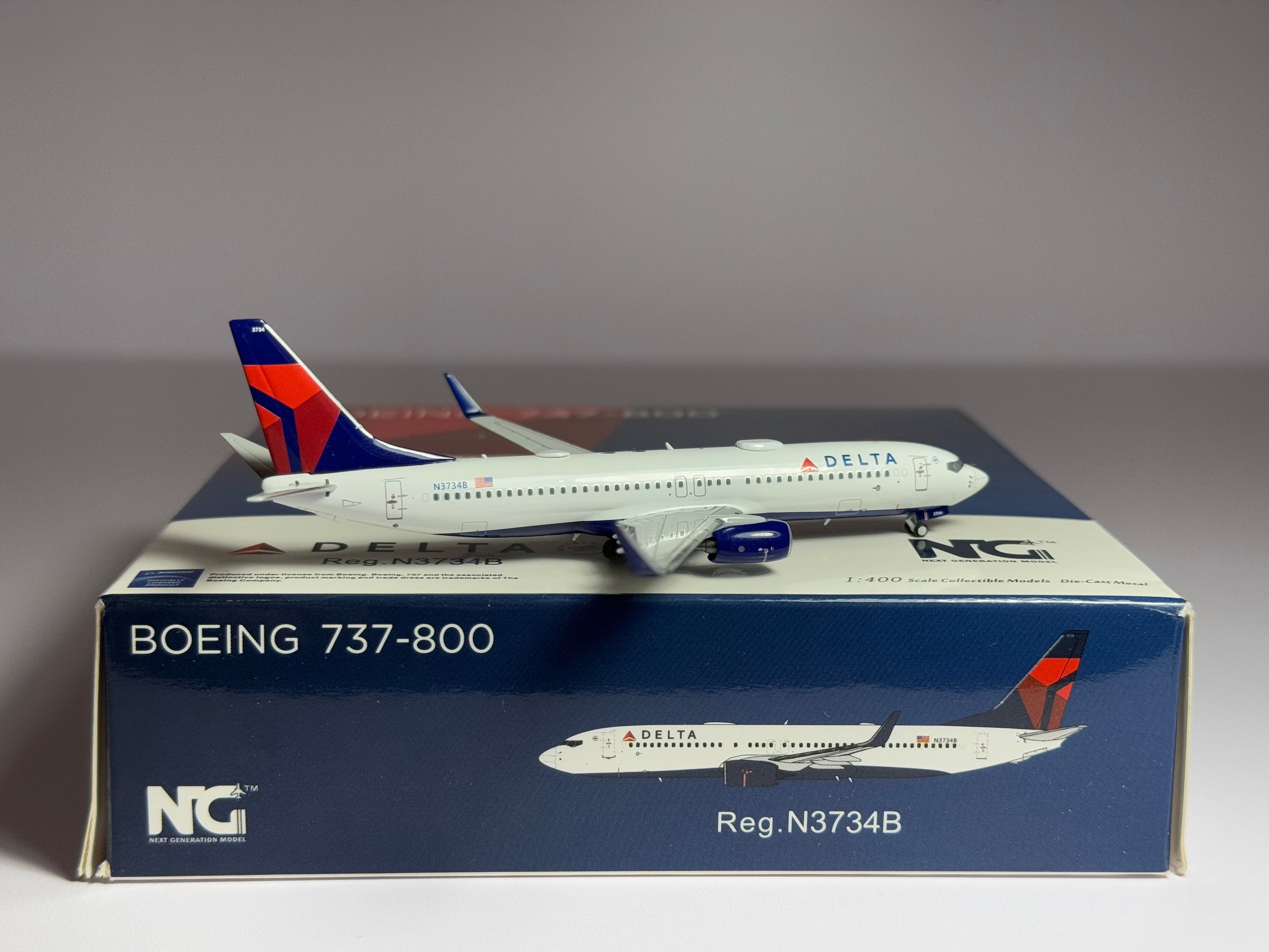NG Models 1:400 Delta Air Lines Boeing 737-800 N3734B 58085