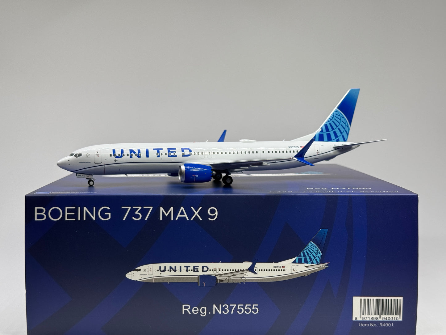 NG Models 1:200 United Airlines Boeing 737 MAX9 N37555 Evo Blue NGM94001