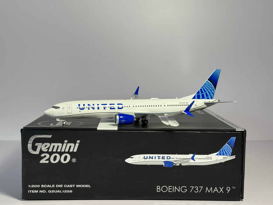 Gemini Jets 1:200 United Airlines Boeing 737 MAX 9 N37555 Evo Blue G2UAL1256