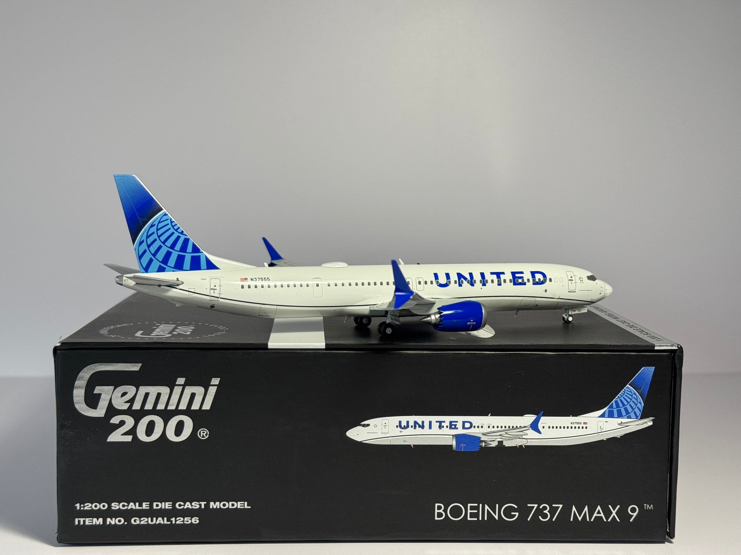 Gemini Jets 1:200 United Airlines Boeing 737 MAX 9 N37555 Evo Blue G2UAL1256