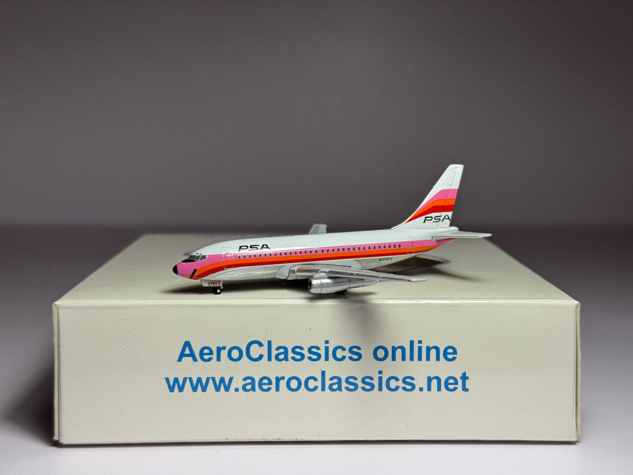 Aeroclassics 1:400 PSA Boeing 737-214 N379PS orange smile ACN379PS