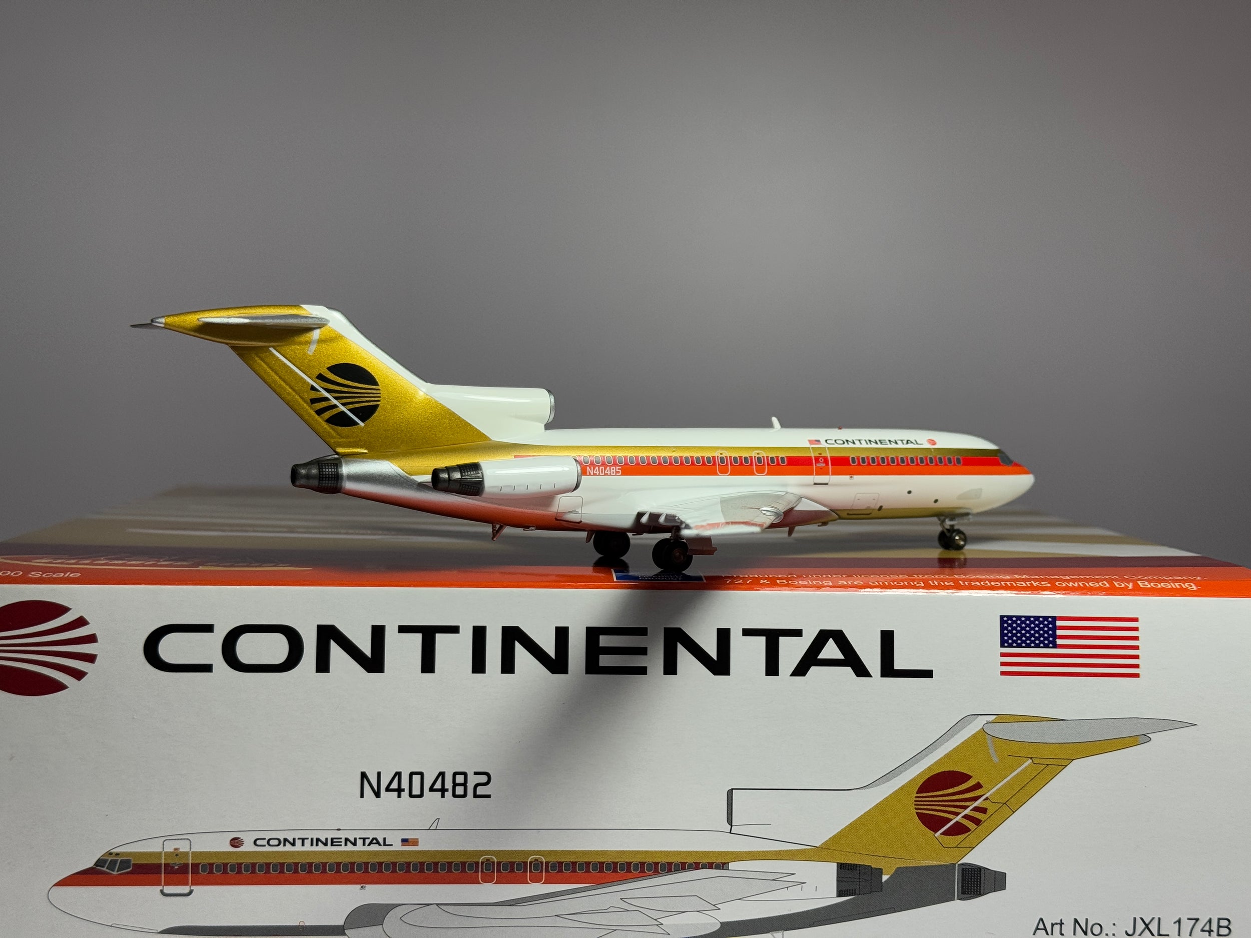 Jet-X 1:200 Continental Airlines Boeing 727-100 N40485 Black Meatball JXL174A