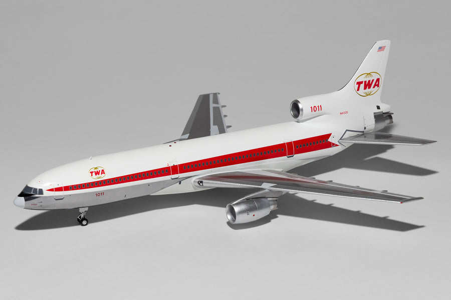 Inflight200 Trans World Airlines Lockheed L-1011 N41020 TWA Double Globes IF1011TWA1122P