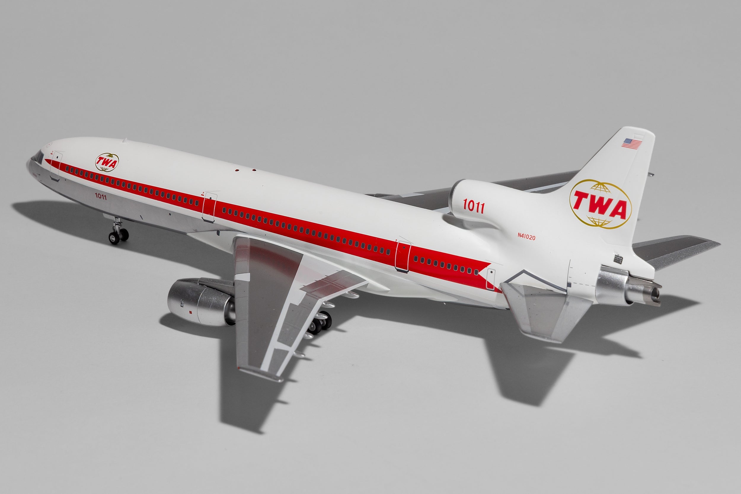 Inflight200 Trans World Airlines Lockheed L-1011 N41020 TWA Double Globes IF1011TWA1122P