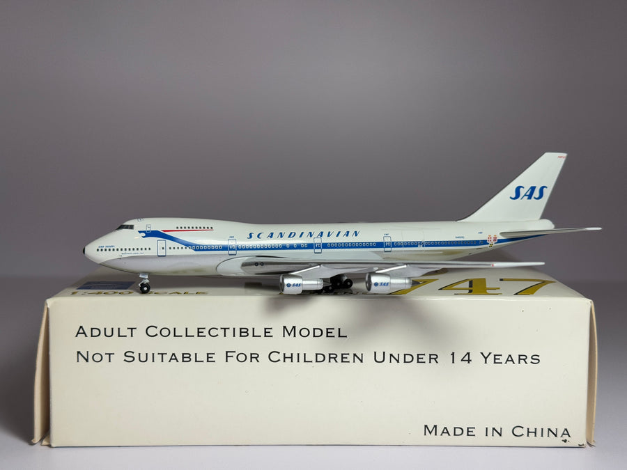Aeroclassics 1:400 SAS Scandinavian Boeing 747-100 N4501Q Viking Ship ACN4501Q